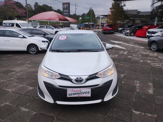 TOYOTA YARIS 1.5 16V FLEX SEDAN XL PLUS CONNECT MULTIDRIVE TOYOTA YARIS 1.5 16V FLEX SEDAN XL PLUS CONNECT MULTIDRIVE